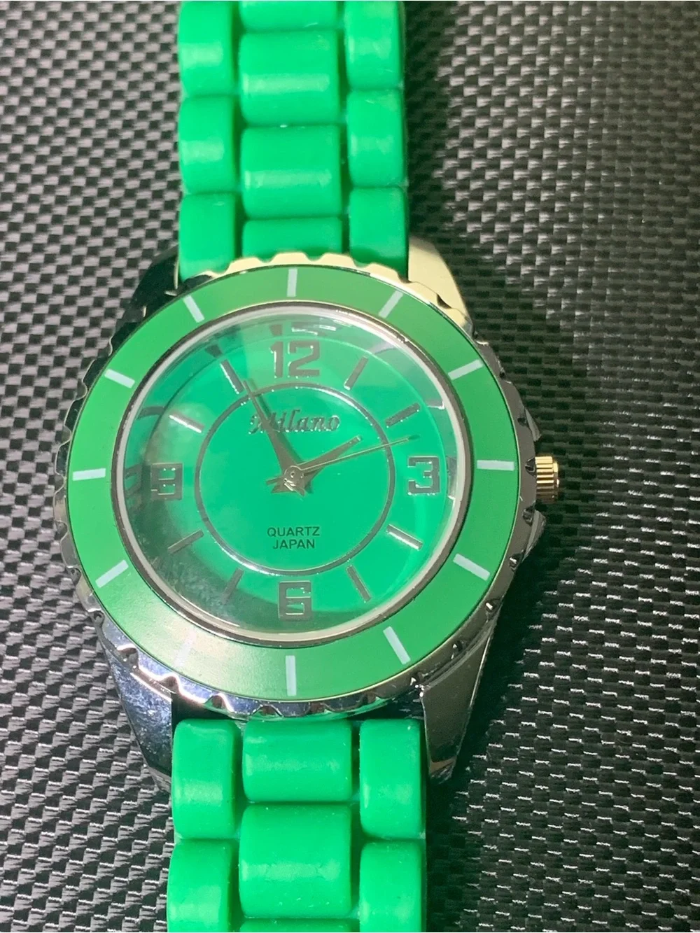 Milano bold green